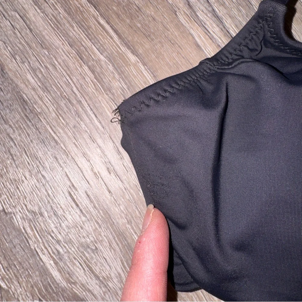 Good American bikini set show curve top better bottom black S/M (1/2) - Picture 9 of 15